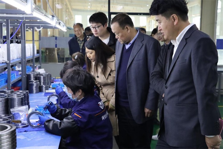 1681093127513282.jpg 北京航空航天大學發動機研究院教授2.jpg